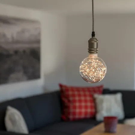 Апартаменты Alpentraum Roses Landhaus Aach (Trier-Saarburg)